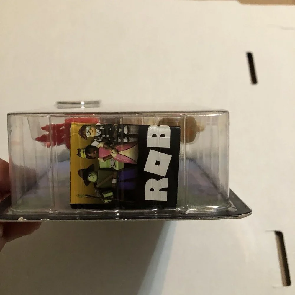 ROBLOX Action Figure Collection BUBBLE GUM SIMULATOR SEA SHELL SAM Gum Backpack